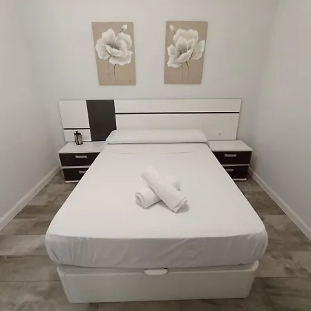 Nidos Carihuela New&beach